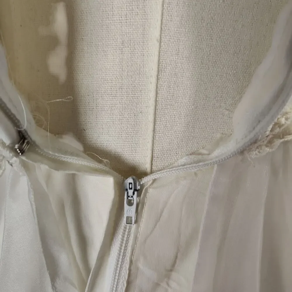 Vintage 60s Aida Bridal California Lace Beaded Wedding Gown Chiffon Size 2